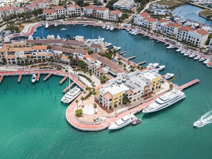 Apartamentos en venta en Harbor Bay at Cap Cana la marina de cap cana 6