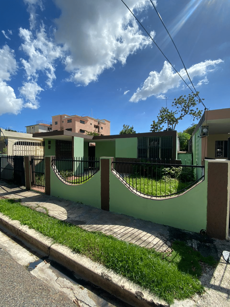 Vendo casa clasica en Lucerna, Santo Domingo Este,